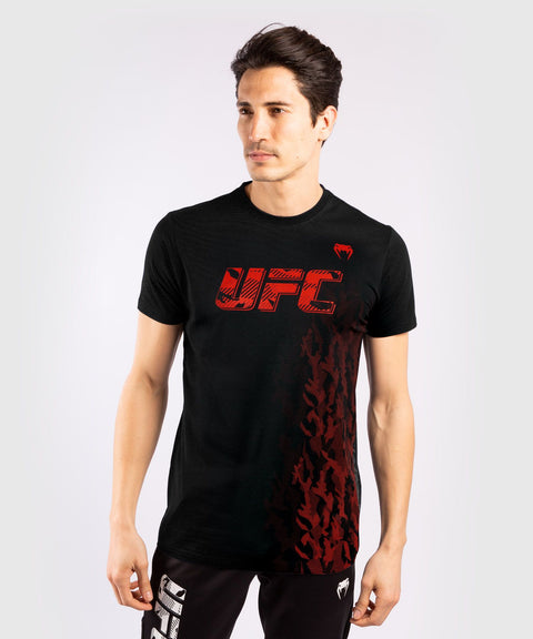 Shorts UFC Venum Authentic Fight Week Men´s 2.0 black, red